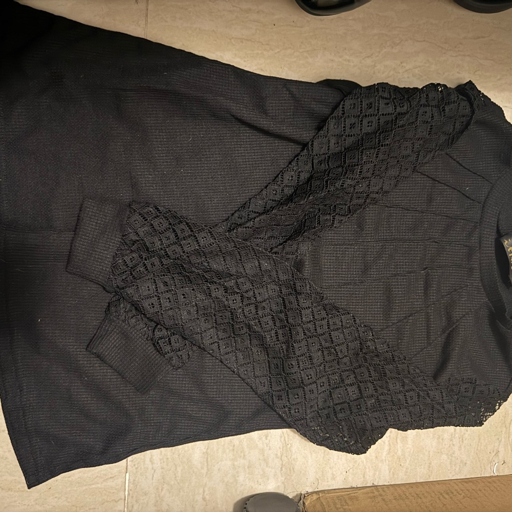 Black Lace Sleeve Top